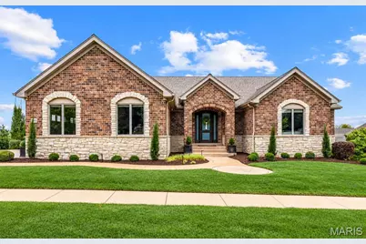 320 Wythe House Court, Creve Coeur, MO 63141 - Photo 1