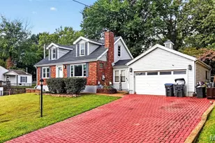 415 N Castello, Florissant, MO 63031 - Photo 4