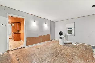 10320 Baron Dr, Saint Louis, MO 63136 - Photo 12