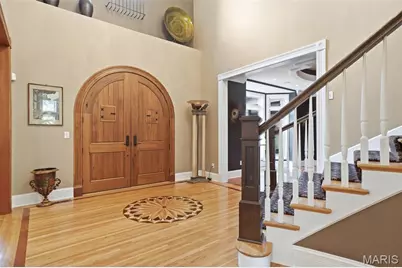10600 Country View Drive, Creve Coeur, MO 63141 - Photo 4