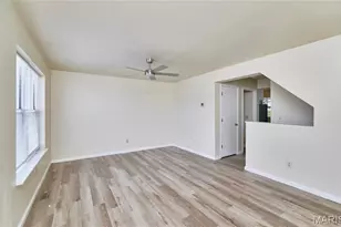 61 Woodlake Ct, Lake Saint Louis, MO 63367 - Photo 4