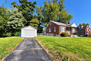 2205 Brown Rd, Saint Louis, MO 63114 - Photo 14
