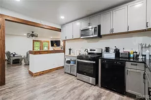 805 N First St, Shelbyville, MO 65565 - Photo 20