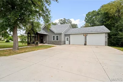 805 N 1st Street, Shelbyville, MO 65565 - Photo 4