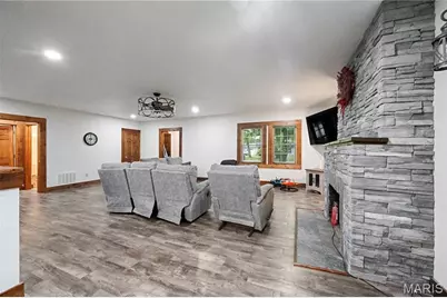 805 N 1st Street, Shelbyville, MO 65565 - Photo 16