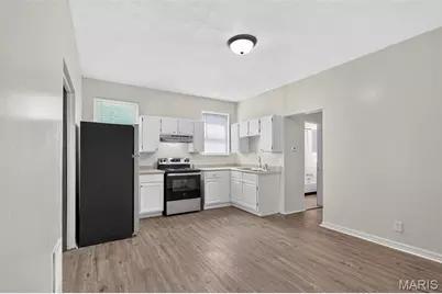 3829 S Compton Avenue, Saint Louis, MO 63118 - Photo 4