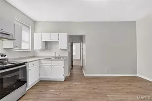 3829 S Compton Ave, Saint Louis, MO 63118 - Photo 12