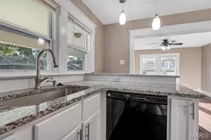 8627 Argyle Ave, Saint Louis, MO 63114 - Photo 6