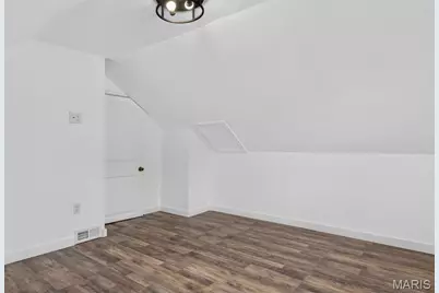 329 Houston Street, Saint Charles, MO 63301 - Photo 12