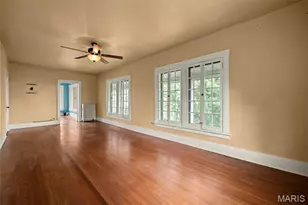 9914 Parkway Dr, Saint Louis, MO 63137 - Photo 24