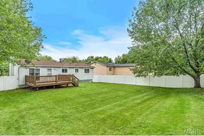 331 Sorrento Drive, Ballwin, MO 63021 - Photo 6