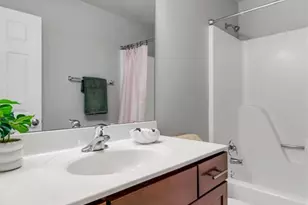 947 Quail Meadows Ct, Chesterfield, MO 63017 - Photo 32
