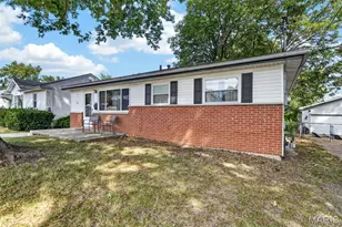7734 Elton St, Saint Louis, MO 63123 - Photo 2