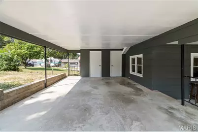 14186 W Sunrise Lake Drive, De Soto, MO 63020 - Photo 2