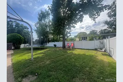 1475 Lisa Drive, Florissant, MO 63033 - Photo 40