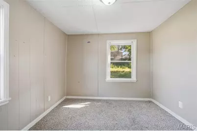 4502 June Avenue, Saint Louis, MO 63121 - Photo 10