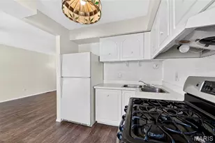8732 Santa Bella Dr, Hazelwood, MO 63042 - Photo 22