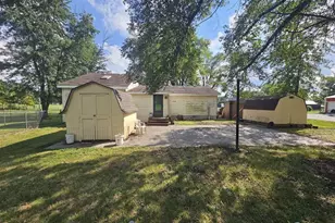 303 W Reid St, Holliday, MO 65258 - Photo 18