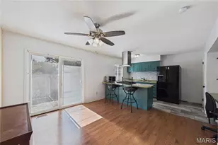 8813 Santa Bella Dr, Hazelwood, MO 63042 - Photo 6