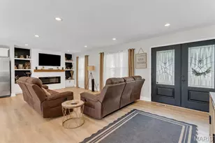 2732 Cathedral Dr, Saint Louis, MO 63129 - Photo 6