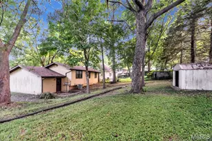 409 E 11th Street E, Washington, MO 63090 - Photo 30