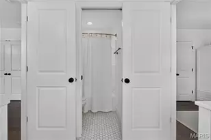 146 Girard Pl, Kirkwood, MO 63122 - Photo 46