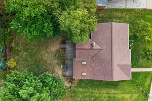8561 Everett Ave, Saint Louis, MO 63117 - Photo 36