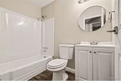 670 Brookstone Drive, Florissant, MO 63033 - Photo 18