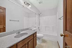 403 Kacey Ln, Ballwin, MO 63021 - Photo 28