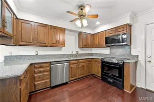 2394 Baxton Way, Chesterfield, MO 63017 - Photo 10