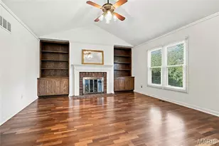 2394 Baxton Way, Chesterfield, MO 63017 - Photo 2