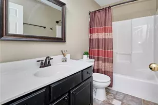 16500 Victoria Crossing Dr, Wildwood, MO 63040 - Photo 20