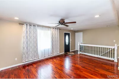 816 Sun Valley S, Arnold, MO 63010 - Photo 4