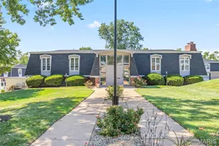 1660 Blue Ridge Dr, Saint Louis, MO 63125 - Photo 12