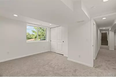 9831 Sundown Square, Creve Coeur, MO 63141 - Photo 56