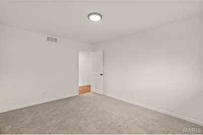 9831 Sundown Square, Creve Coeur, MO 63141 - Photo 46