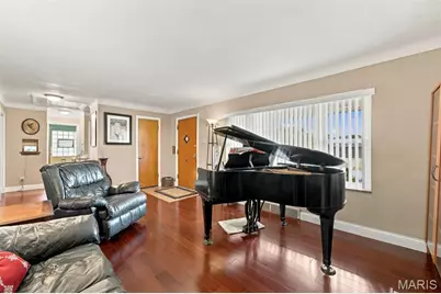 5120 McCausland Avenue, Saint Louis, MO 63109 - Photo 4