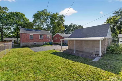 7737 Saint Albans Avenue, Richmond Heights, MO 63117 - Photo 16