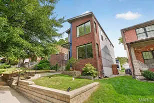 1018 Yale Ave, Saint Louis, MO 63117 - Photo 4