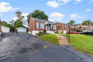 528 Ruthland Dr, Saint Louis, MO 63125 - Photo 2