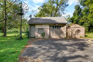 9847 Ventura Dr, Saint Louis, MO 63136 - Photo 4