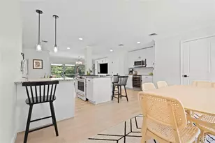 711 Caspian Ln, Saint Louis, MO 63125 - Photo 8