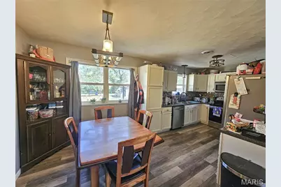 500 S Vandervoot Street, Desloge, MO 63601 - Photo 4