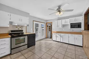 208 Hill Dr, Other, MO 63039 - Photo 10