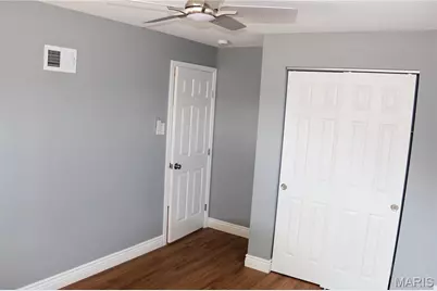 9821 Whitcomb Lane, Affton, MO 63123 - Photo 20