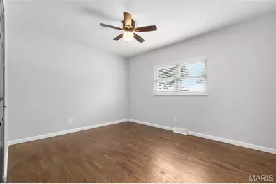 945 Westridge Drive, Pacific, MO 63069 - Photo 8