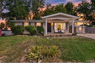 214 Oakridge Lane, Lake Saint Louis, MO 63367 - Photo 2