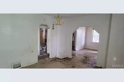 5257 Alcott Avenue, Saint Louis, MO 63120 - Photo 10