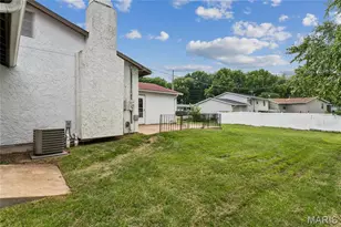 2801 Droste Rd, Saint Charles, MO 63301 - Photo 6