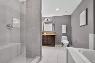 915 Olive St, Saint Louis, MO 63101 - Photo 30